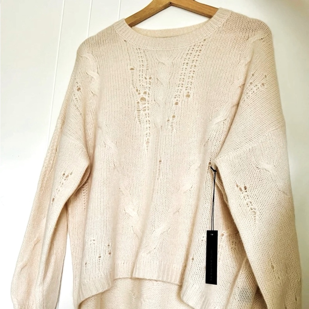 SOLD NWT $400! LUXE 360Cashmere Ivory Sweater Sz L